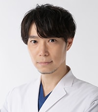 三浪 友輔  医師